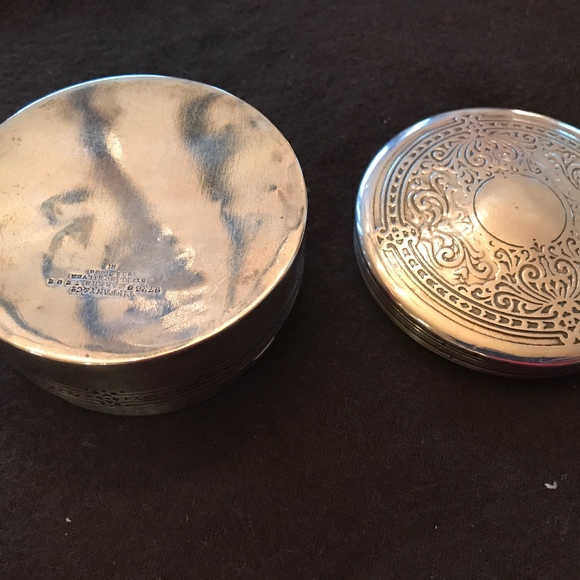 Tiffany & Co Antique Round Sterling Covered Box - Picture 8 of 8